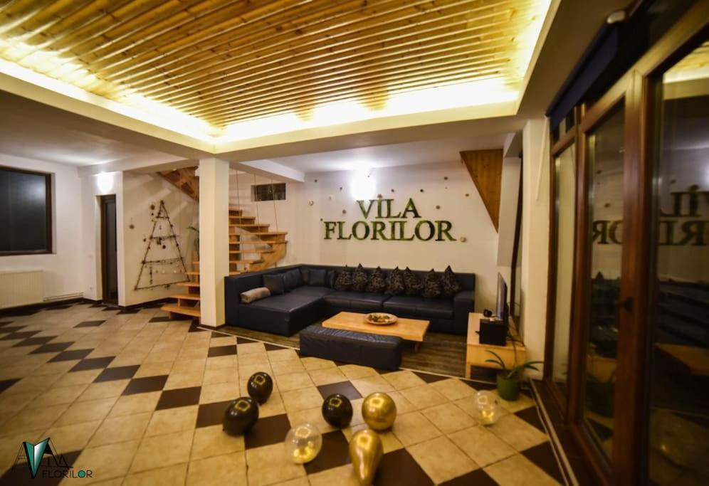 Vila Florilor Буштени Экстерьер фото
